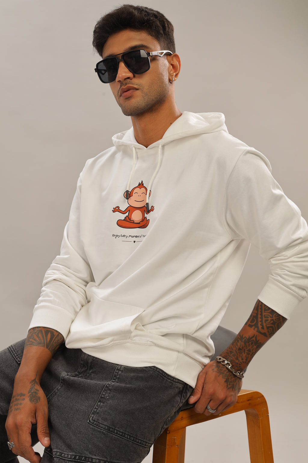 Spice Wardrobe White Printed Hoodie for Men/Women || Casual Regular Wear Printed Solid Cotton Fleece Hoodie Sweatshirt