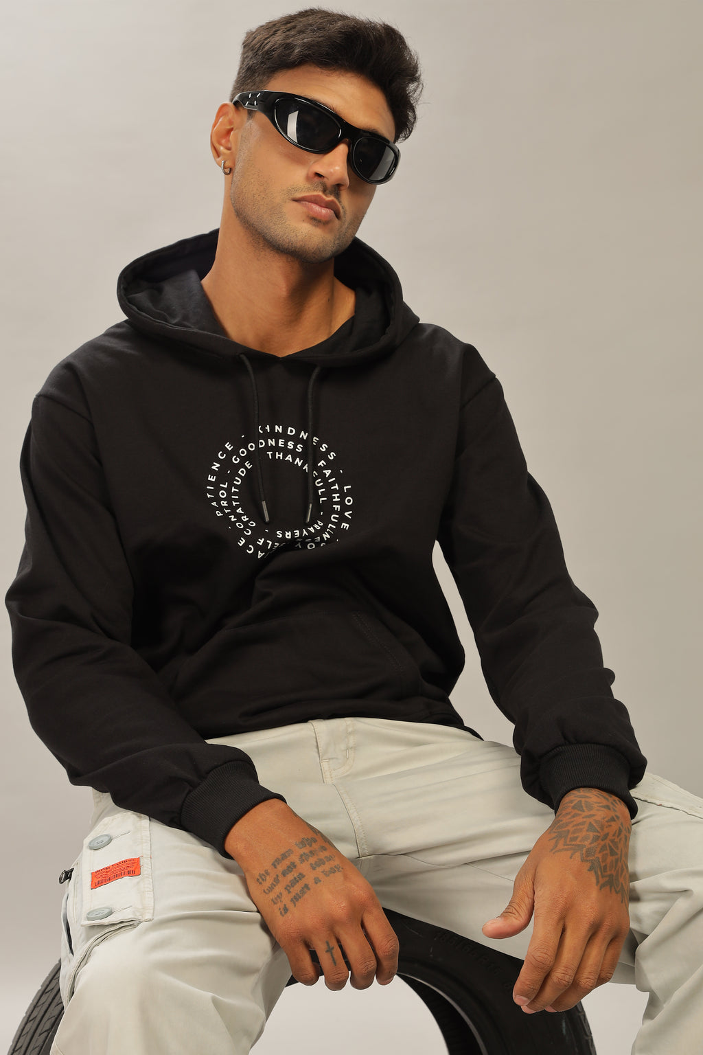 Spice Wardrobe Black Printed Hoodie for Men/Women || Casual Regular Wear Printed Solid Cotton Fleece Hoodie Sweatshirt